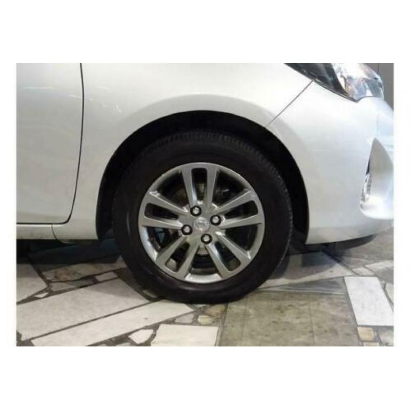 Toyota Yaris 1.3 VVT-i Aspiration Airco 5 drs