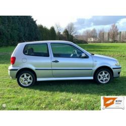 Volkswagen Polo 1.4-16V Comfortline INRUILKOOPJE/NAP/ELECKTR