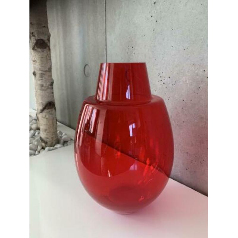 grote rode glazen vaas rood glas