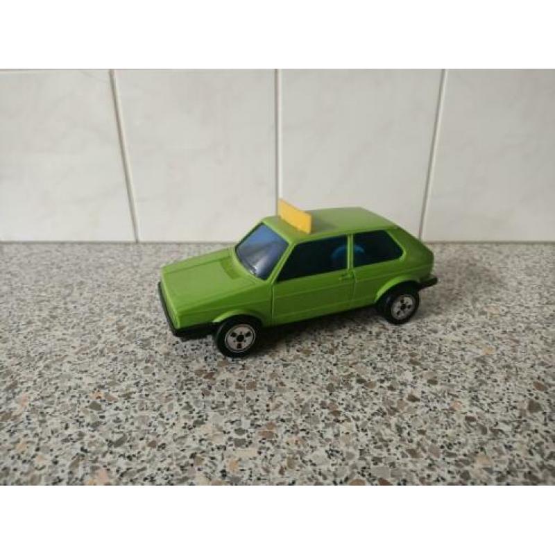 Volkswagen Golf 1 GTi (Joustra) 1/24