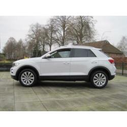 Volkswagen T-ROC CAMERA , PDC , CLIMA ECC, CRUISE EN LINE