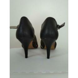 Nieuwe chique pumps van spaanse H&M m.36. Gratis Top.