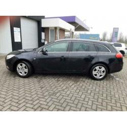 Opel Insignia 1.8 103KW Sports Tourer 2011 Zwart