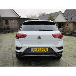 Volkswagen T-ROC CAMERA , PDC , CLIMA ECC, CRUISE EN LINE