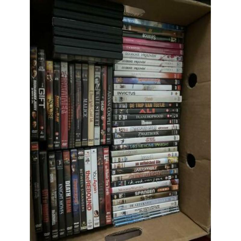 4 volle dozen originele dvds