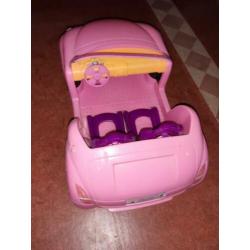 Barbies, camper, auto en extra kleding