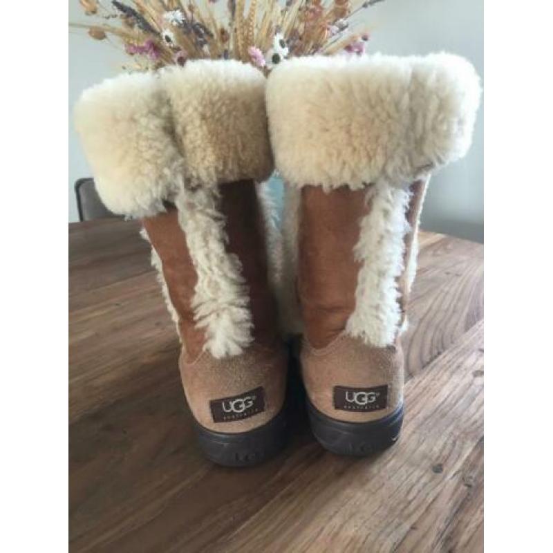 Ugg sundance