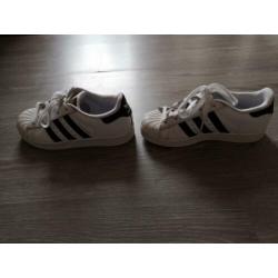 Adidas Superstar maat 30