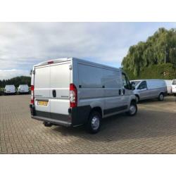 Peugeot Boxer 2.2 HDI 131 PK / L1H1 / 1e EIG / TREKHAAK / AI