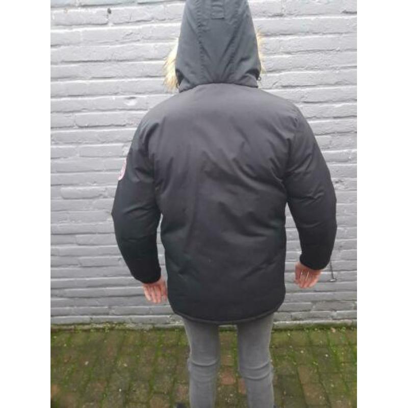 Kinderjas zwart van canada goose maat 152/158 te koop