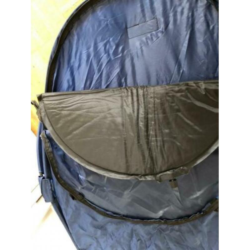 Deryan tent