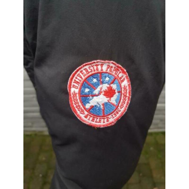 Kinderjas zwart van canada goose maat 152/158 te koop