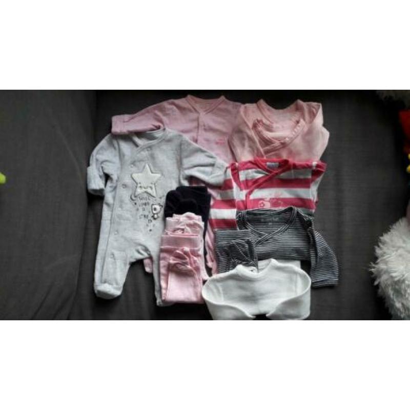 Baby meisjes kleding pakket 44 als nieuw koopje