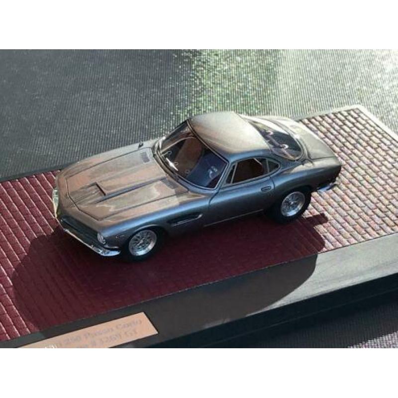 Ferrari 250 GT SWB Bertone Matrix 1:43