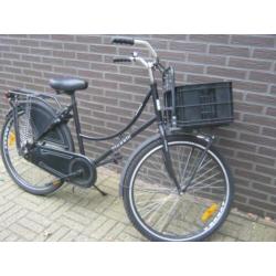 ZWARTE omafiets 26 inch classic met rek en mand