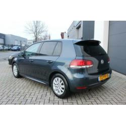 Volkswagen Golf 1.6 TDI BlueMotion /Navigatie/Clima/Mf stuur