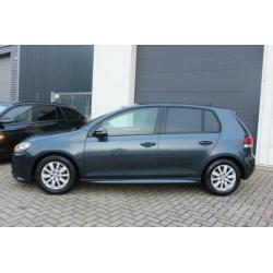 Volkswagen Golf 1.6 TDI BlueMotion /Navigatie/Clima/Mf stuur