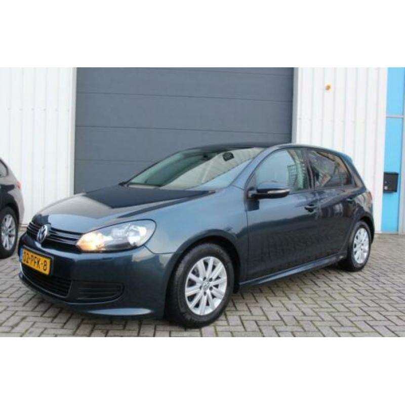 Volkswagen Golf 1.6 TDI BlueMotion /Navigatie/Clima/Mf stuur