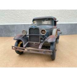 1:18 - Ford Tow Truck 1931