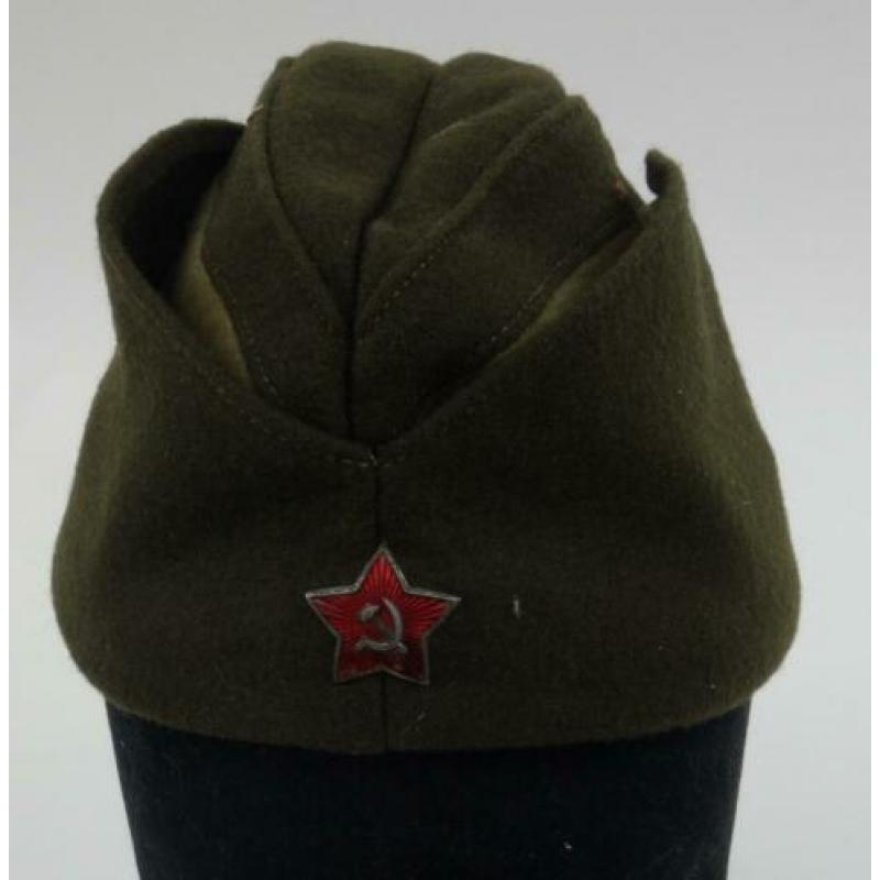 Russische post war pilotka cap