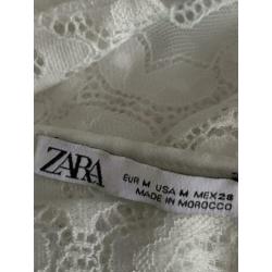 Zara jurk maat M kant of broderie