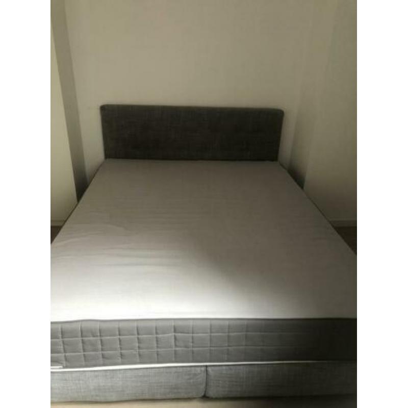 IKEA boxspring 160x200