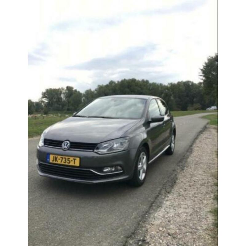 Volkswagen Polo 1.0 TSI 55KW 2015 Grijs