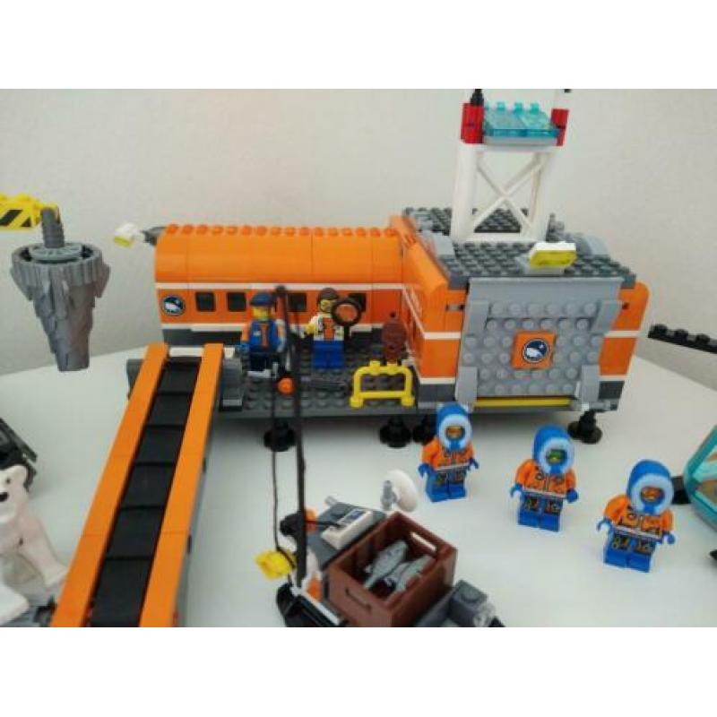 Lego city Arctic basiskamp 60036 base camp husky ijsbeer