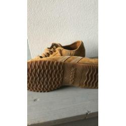 Hogan sneakers suede leder vintage stijl + gratis singlet