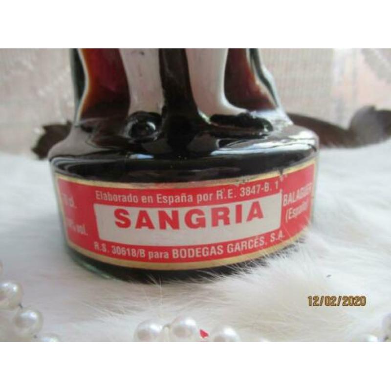 Fles Bodegas Garces Sangria '70 stierenvechter