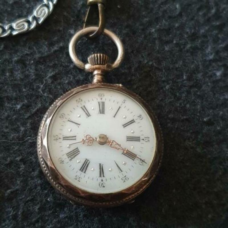 Zilveren dames zakhorloge met ketting - Duitsland