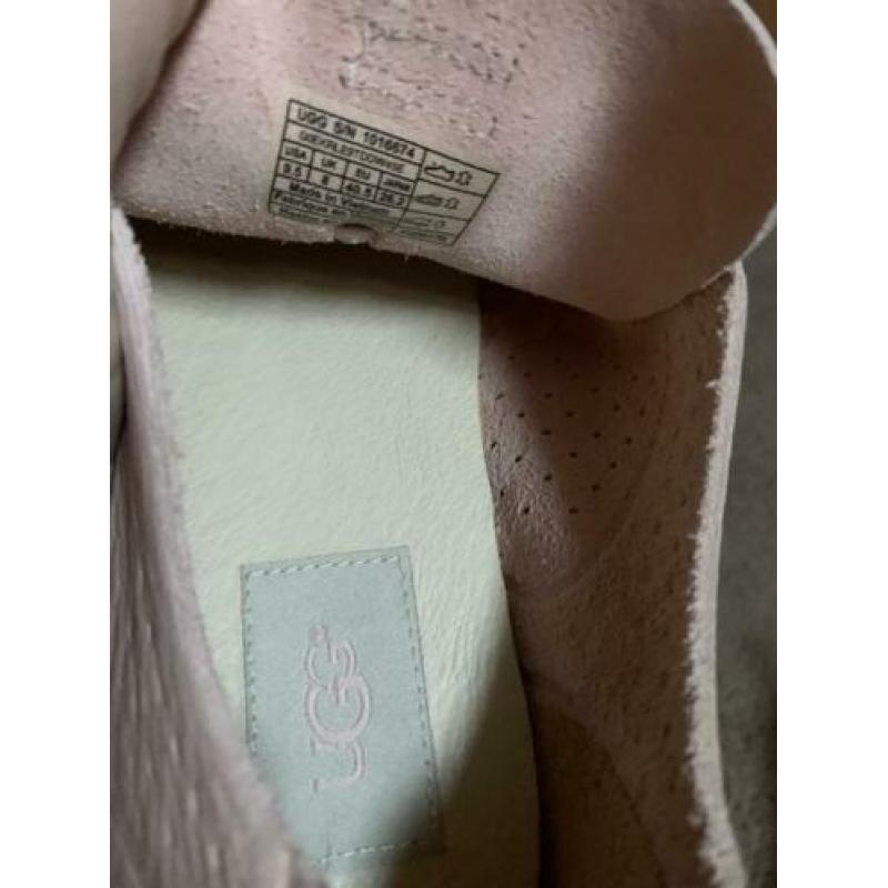 UGG treadstep,light weight ,roze