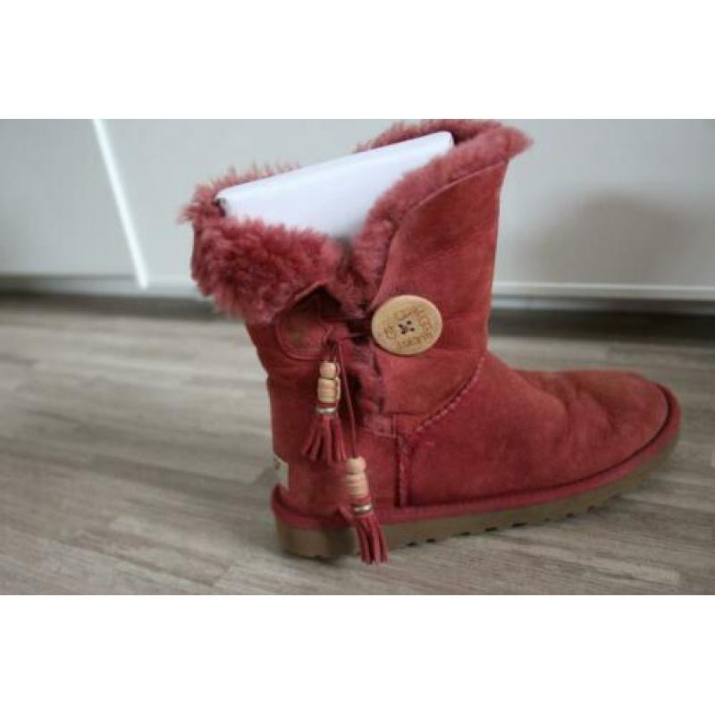 UGG schoenen maat 37