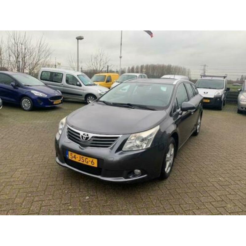 Toyota Avensis Wagon 1.6 VVTi Dynamic