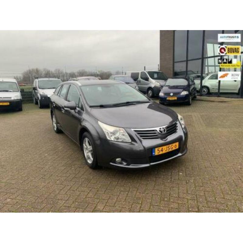 Toyota Avensis Wagon 1.6 VVTi Dynamic