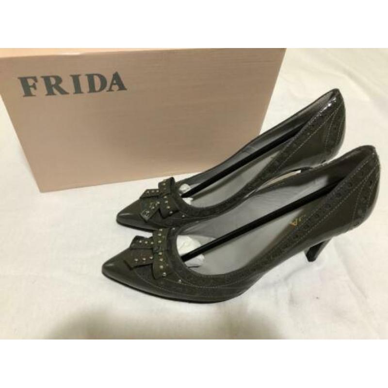 Gave Frida schoenen maat 41