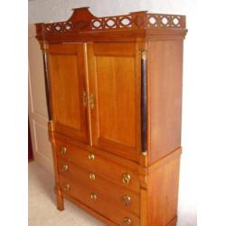 Klein 205cm eiken empire kabinet hekjeskabinet