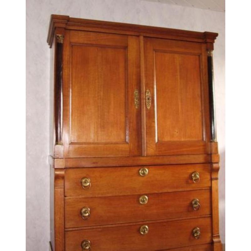 Klein 205cm eiken empire kabinet hekjeskabinet