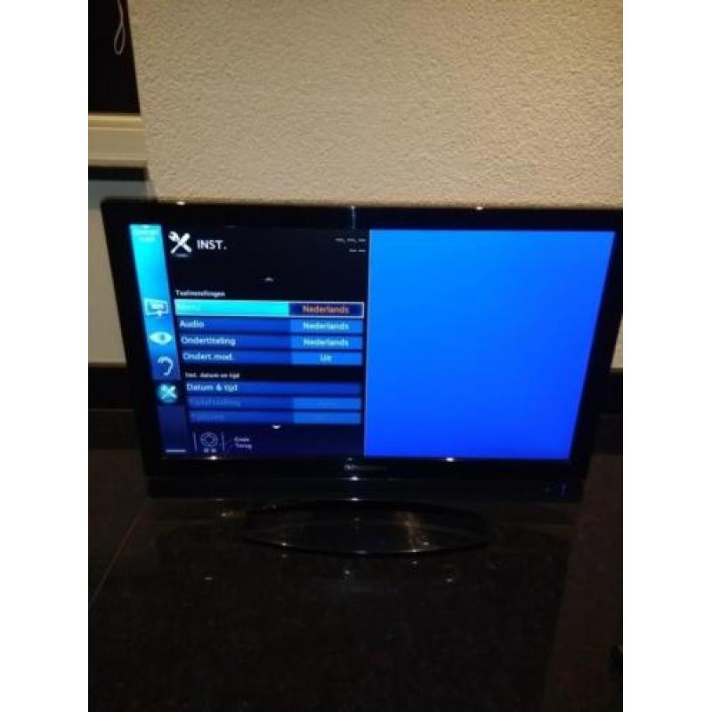 Full HD LED tv, afst.Bed, 22 inch, Triple tuner, usb, 2 HDMI