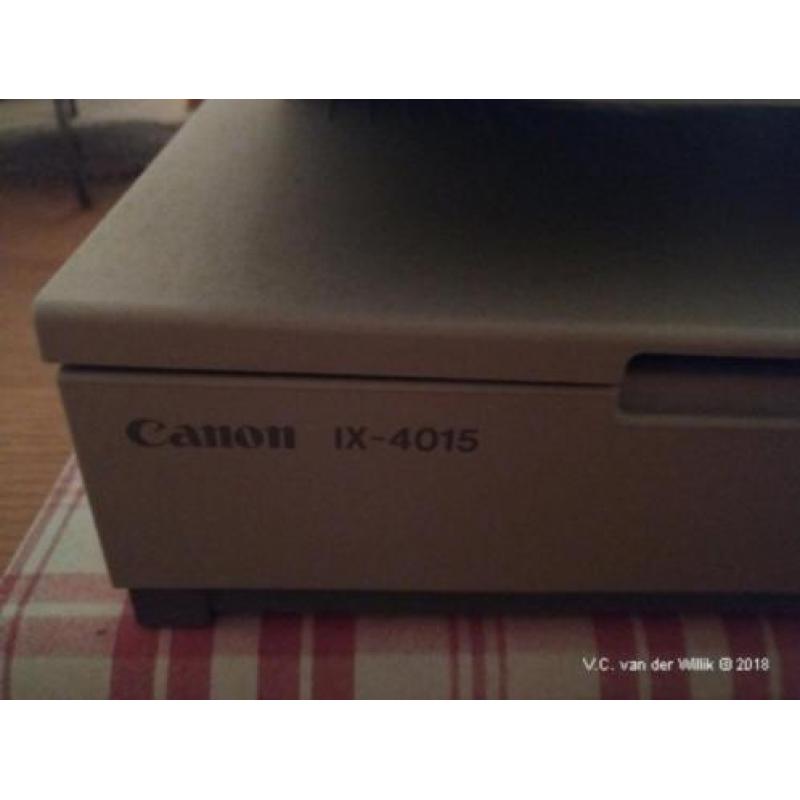 Canon IX-4015 scanner (zwart-wit en kleur)