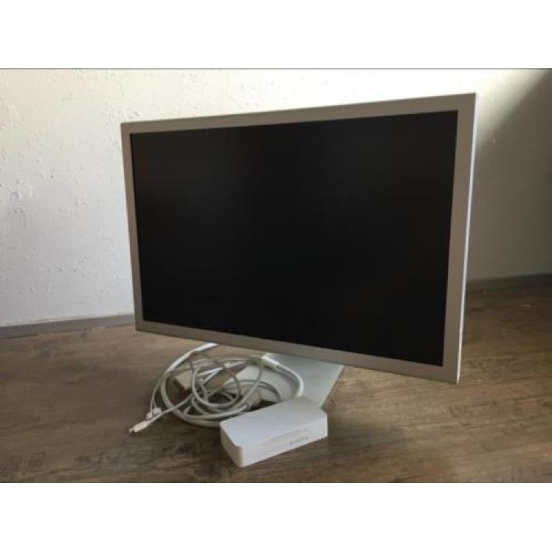 Apple Cinema Display 30, inclusief originele 150W adapter