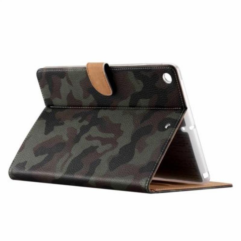 Ntech iPad 9.7 inch (2018) / (2017) Donker Camouflage Desig