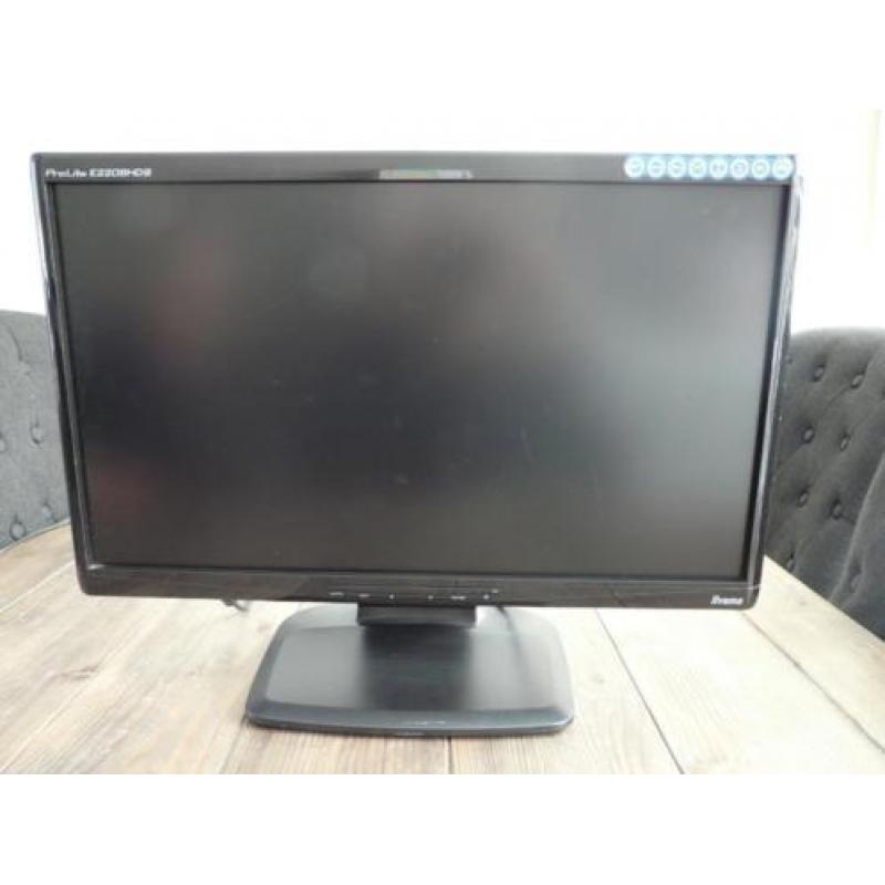 Iiyama monitor 22"