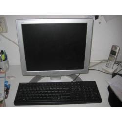 Philips Monitor 17 Inch+HP Toetsenbord.